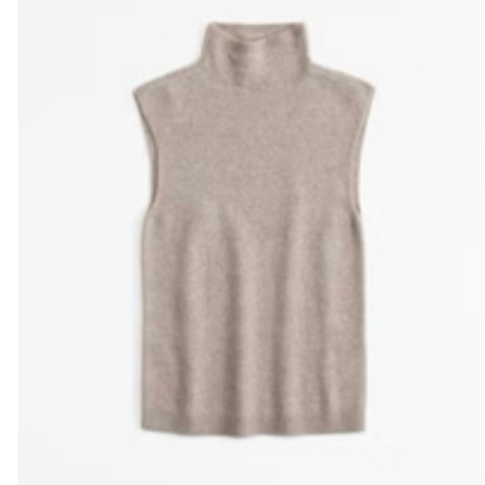 NWOT Abercrombie Merino Wool-Blend Mockneck
Shell Top